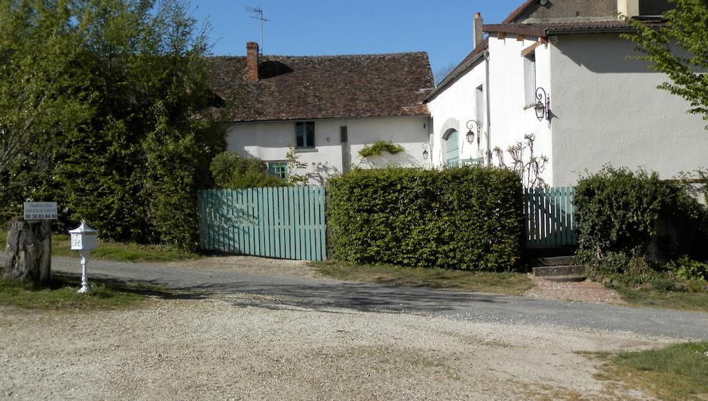 לינה וארוחת בוקר Saint-Amand-en-Puisaye Domaine De Varenne מראה חיצוני תמונה